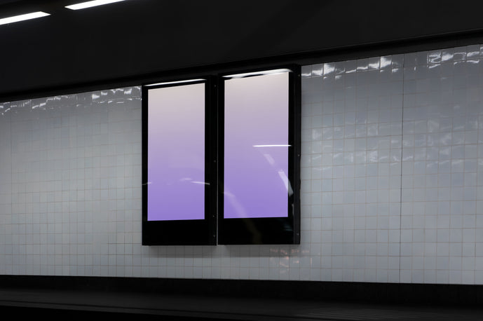 TR17 — Metro Screen Duo