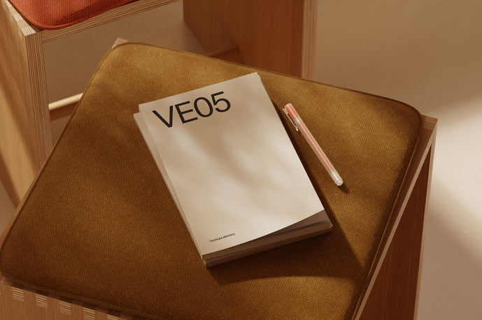 VE05 — Book